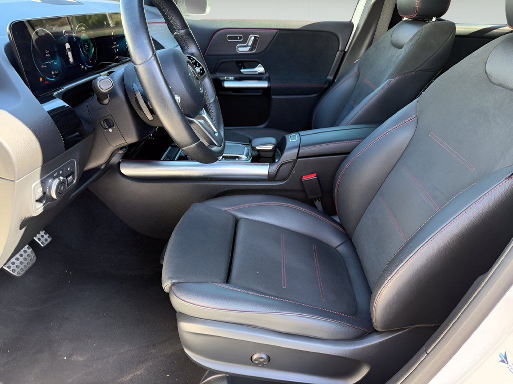 Used 2023 Mercedes-Benz GLA 250 4MATIC image 22
