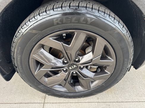 Used 2020 Kia Sportage S image 21