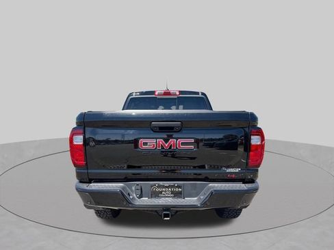 Used 2024 GMC Canyon AT4X AWD/4WD image 10