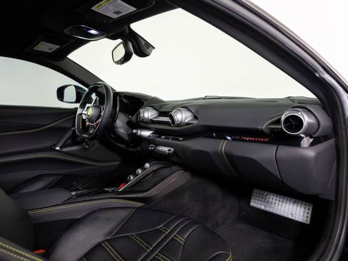 Certified 2019 Ferrari 812 Superfast RWD image 33