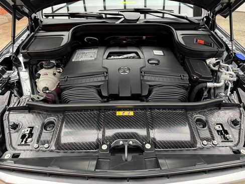New 2025 Mercedes-Benz GLS 580 4MATIC image 30