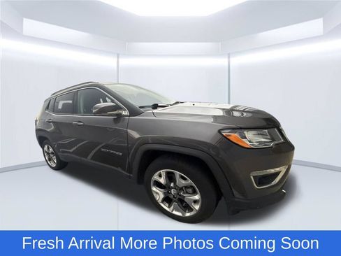Used 2021 Jeep Compass Limited AWD/4WD image 2