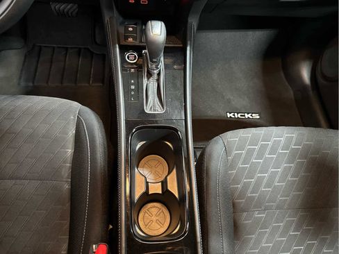 Used 2024 Nissan Kicks SV image 18