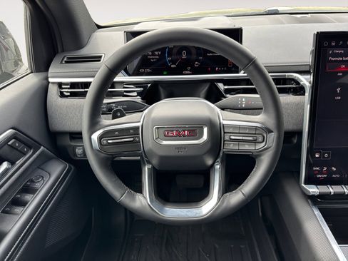 New 2026 GMC Sierra EV Elevation w/ LPO, Elevation Dark Package AWD/4WD image 13