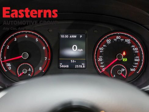 Used 2022 Volkswagen Passat 2.0T SE image 17