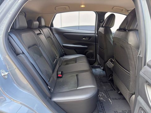 Used 2023 Nissan Ariya FWD image 37