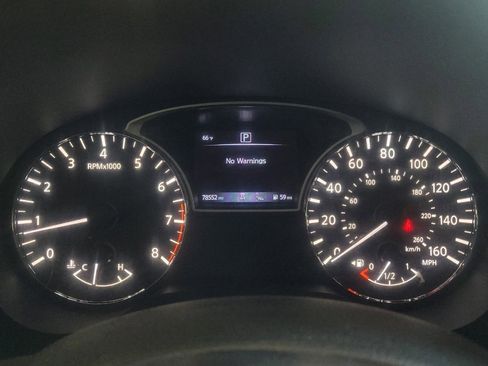 Used 2020 Nissan Pathfinder SL FWD image 23