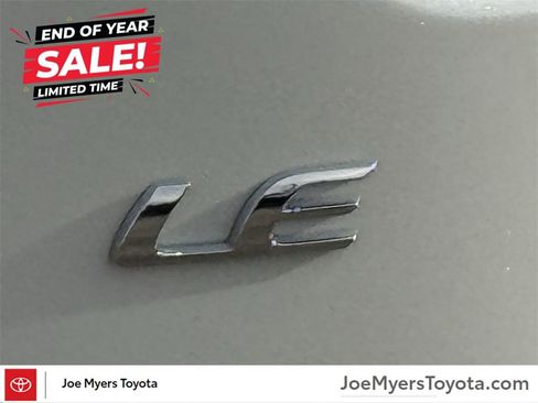 Used 2025 Toyota Corolla LE image 8