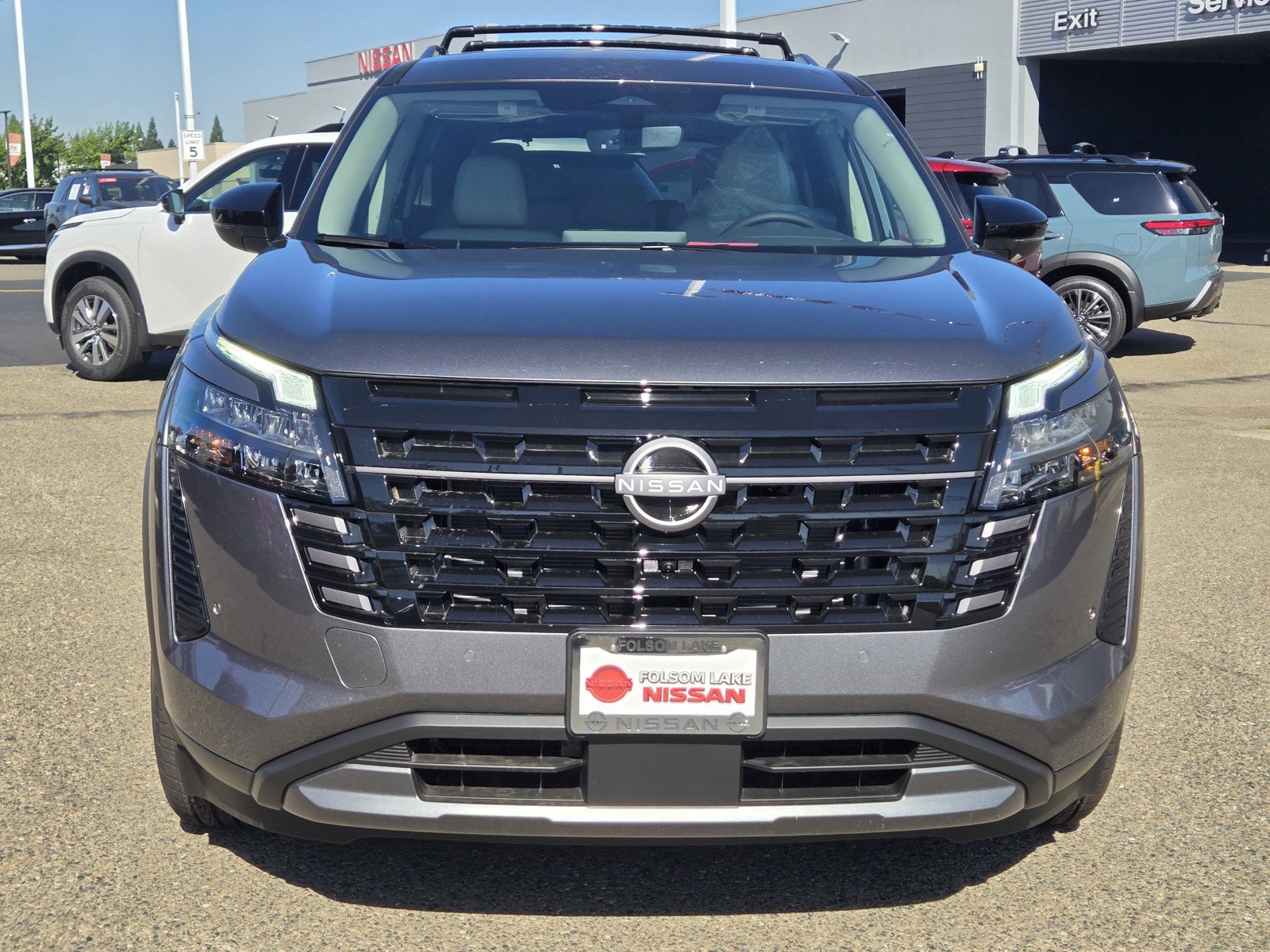 New 2026 Nissan Pathfinder SL AWD/4WD image 2