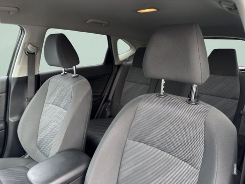 Used 2024 Kia Seltos LX AWD/4WD image 33