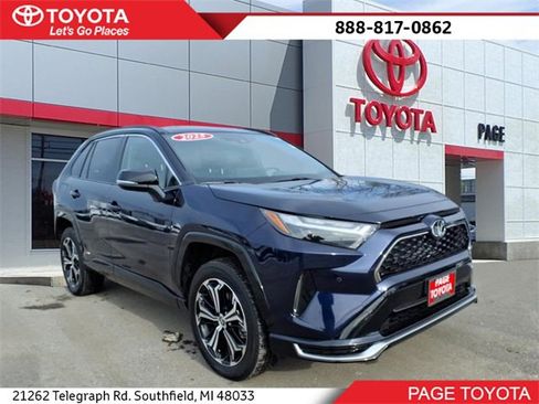 Used 2025 Toyota RAV4 XSE image 1