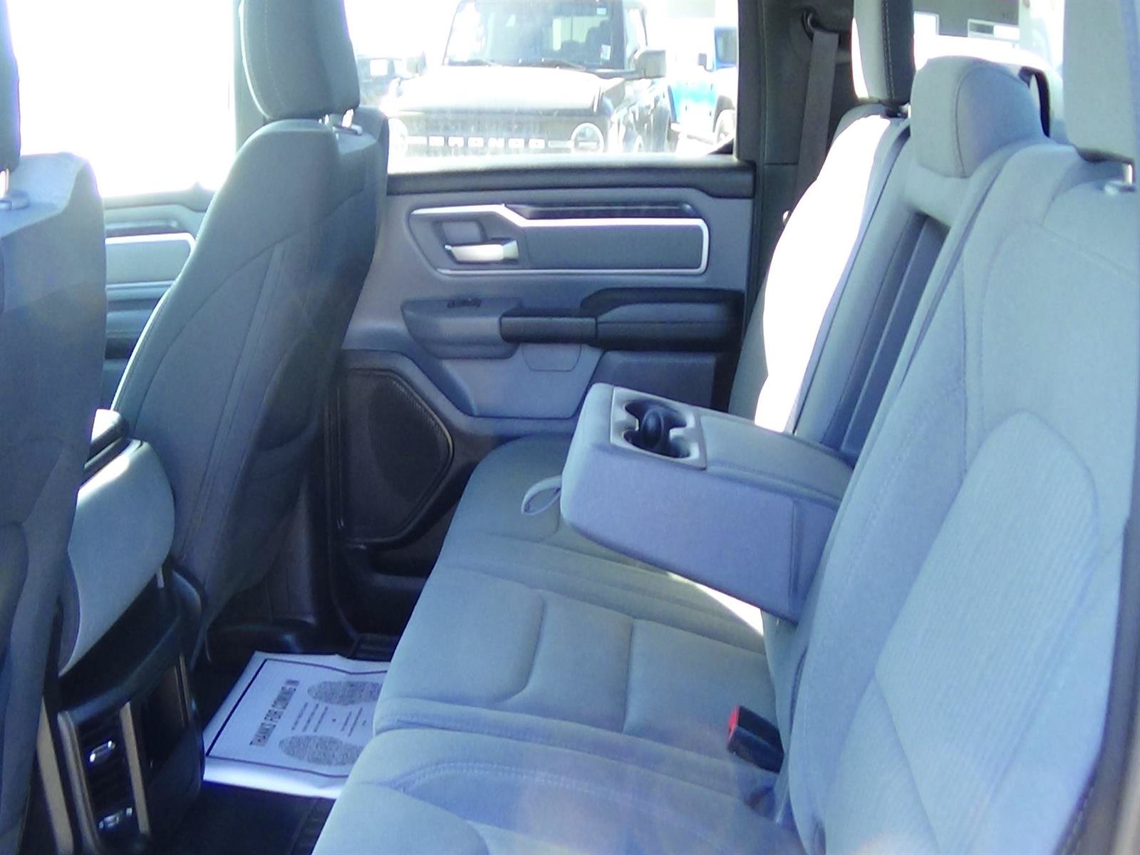 Used 2022 RAM 1500 Big Horn AWD/4WD image 12