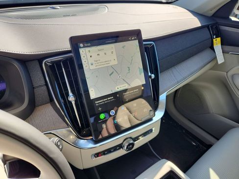 New 2026 Volvo XC90 B6 Ultra w/ Protection Package Premier image 16