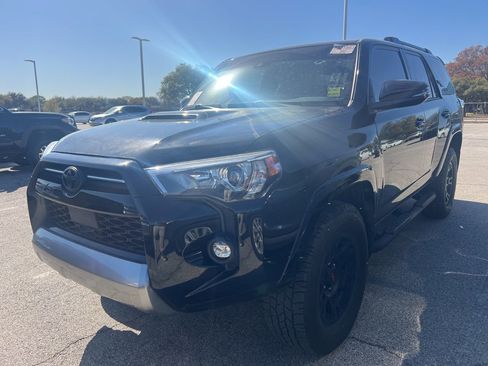 Used 2022 Toyota 4Runner TRD Off-Road Premium w/ Moonroof Package image 1