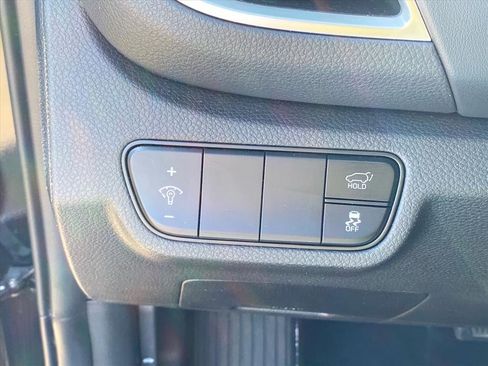 Certified 2024 Kia Seltos SX w/ SX Sunroof Package AWD/4WD image 22