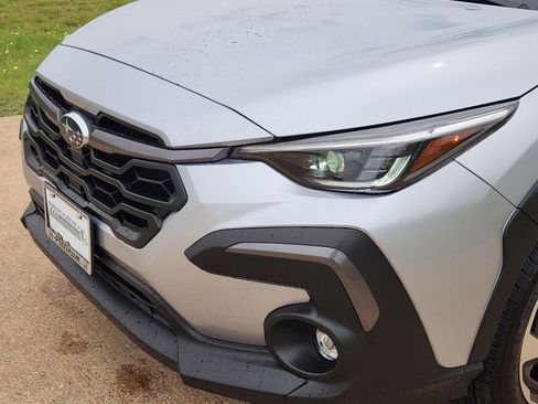 Used 2024 Subaru Crosstrek 2.5i Limited AWD/4WD image 10