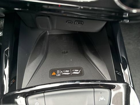 New 2026 Chevrolet Trax RS w/ Sunroof Package FWD image 13