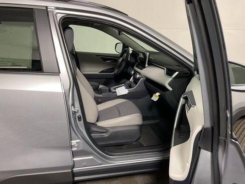 New 2025 Toyota RAV4 XLE image 36