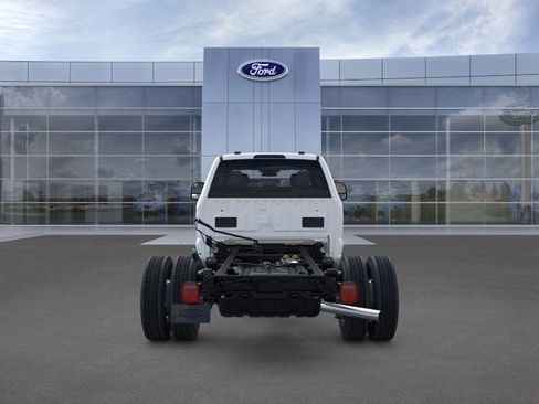 New 2025 Ford F550 4x4 Crew Cab Super Duty image 5