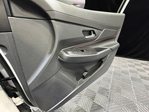 New 2026 Nissan Sentra SR FWD image 16