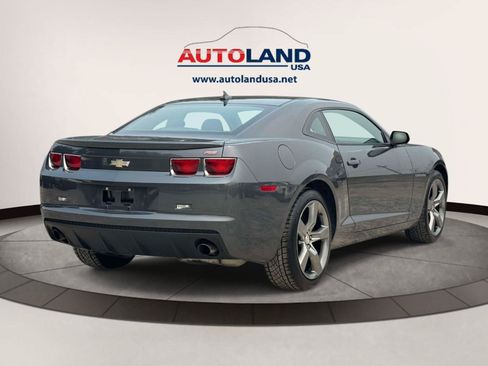 Used 2010 Chevrolet Camaro LT w/ RS Package RWD image 4