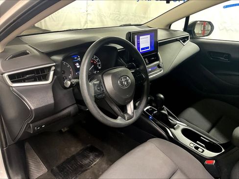 Used 2023 Toyota Corolla LE image 8