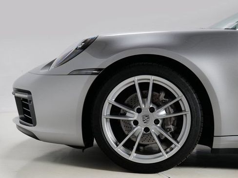 Used 2022 Porsche 911 Carrera RWD image 28