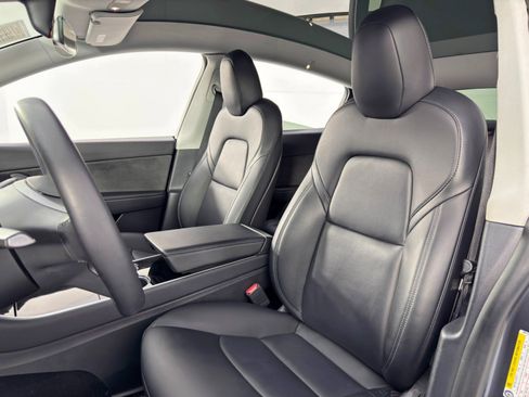 Used 2020 Tesla Model Y Performance image 38