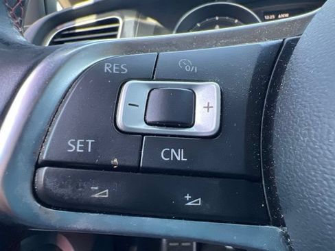 Used 2017 Volkswagen GTI Sport FWD image 24