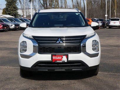 Used 2025 Mitsubishi Outlander ES