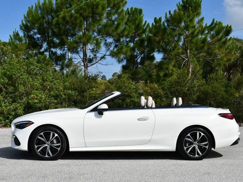Used 2024 Mercedes-Benz CLE 300 4MATIC Cabriolet image 3