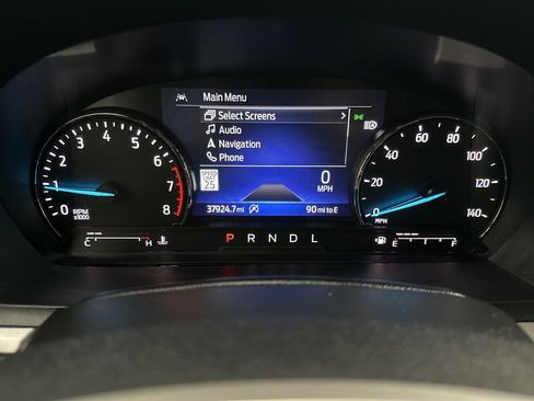 Used 2022 Ford Explorer XLT w/ Equipment Group 202A image 14