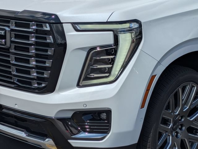 New 2026 GMC Yukon XL Denali Ultimate w/ LPO, Floor Liner Package AWD/4WD image 9