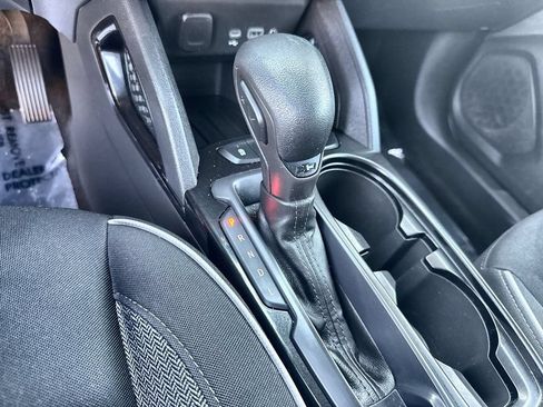 Used 2023 Chevrolet TrailBlazer LT FWD image 15
