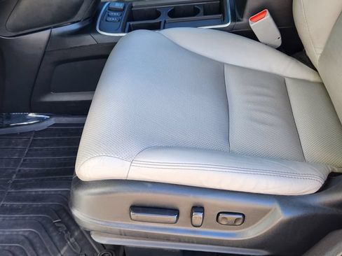 Used 2015 Honda CR-V EX-L image 8