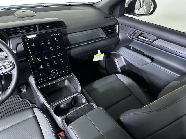 New 2027 GMC Terrain AT4 w/ Convenience Package III AWD/4WD image 37