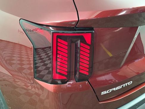 Used 2024 Kia Sorento SX Prestige image 39