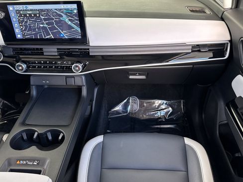 Used 2024 Honda Prologue Touring image 30