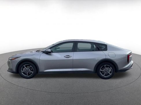 Used 2025 Kia K4 FWD image 9