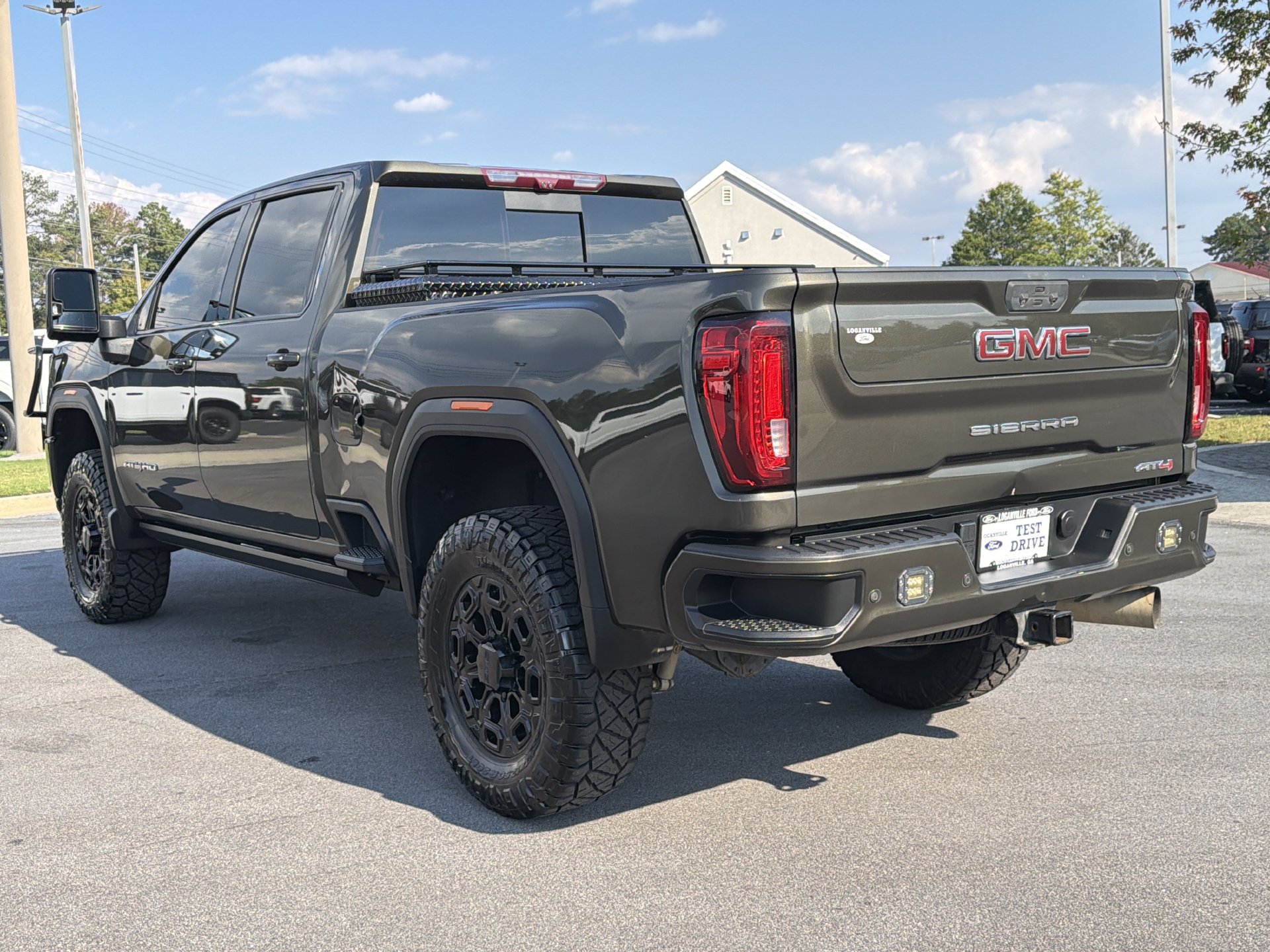 Used 2022 GMC Sierra 2500 AT4 w/ AT4 Premium Plus Package AWD/4WD image 30