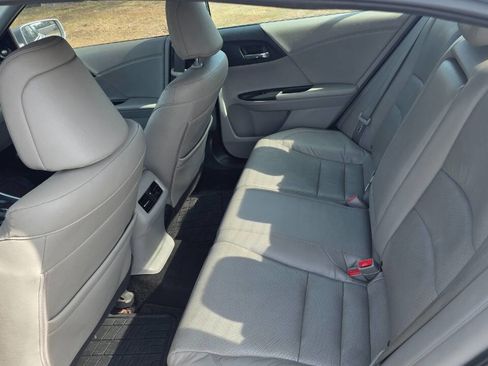 Used 2016 Honda Accord EX-L image 15