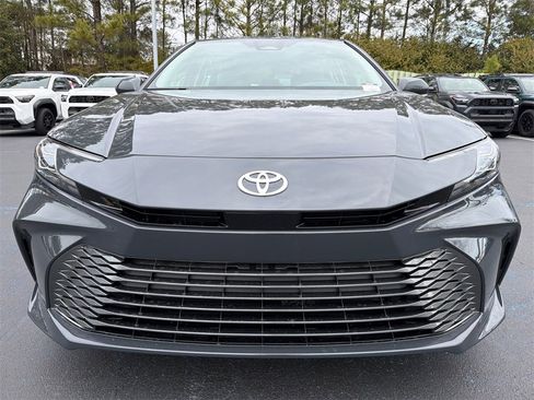 New 2026 Toyota Camry XLE image 8