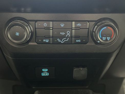 Used 2020 Ford F350 XLT w/ XLT Value Package AWD/4WD image 16