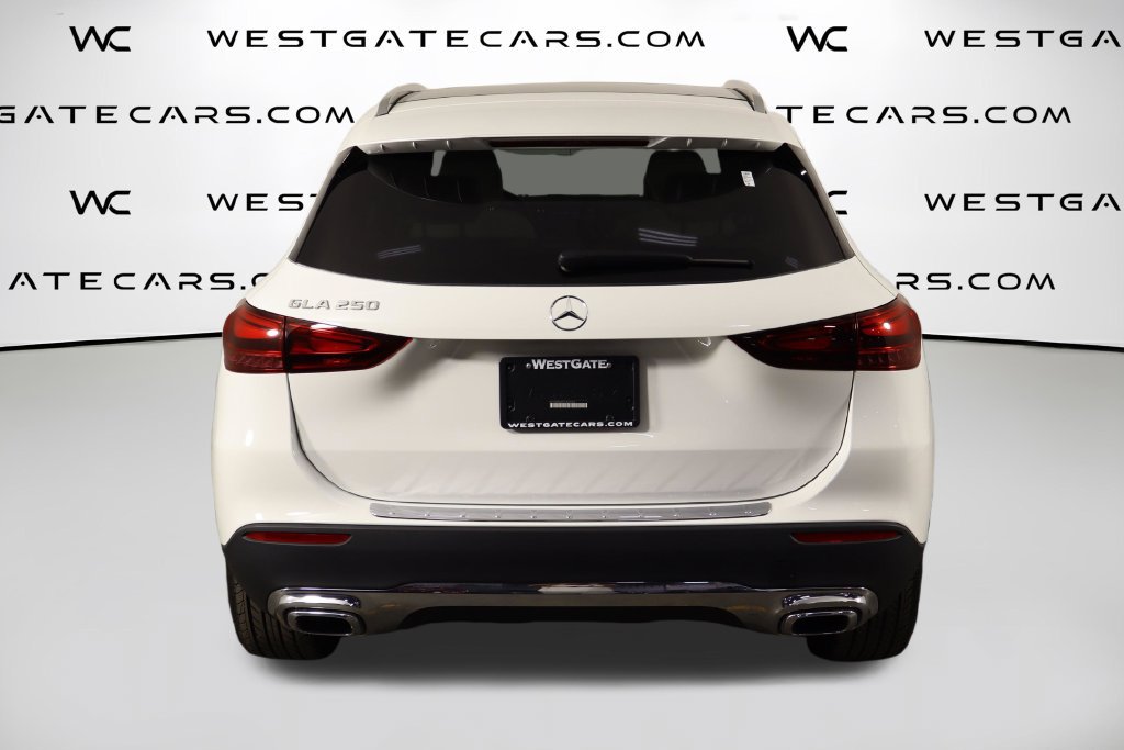 Used 2026 Mercedes-Benz GLA 250 image 4