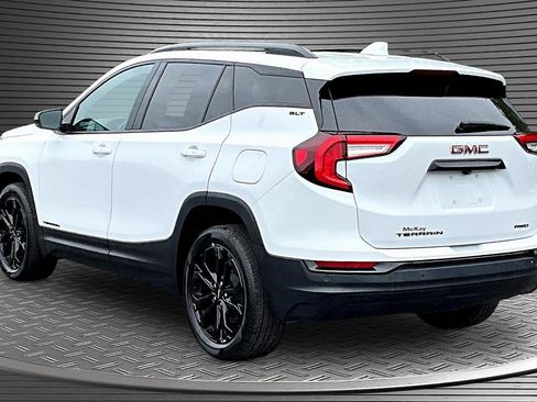 Used 2022 GMC Terrain SLT w/ Infotainment Package II AWD/4WD image 4