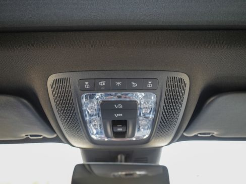 New 2026 Mercedes-Benz GLB 250 4MATIC image 17
