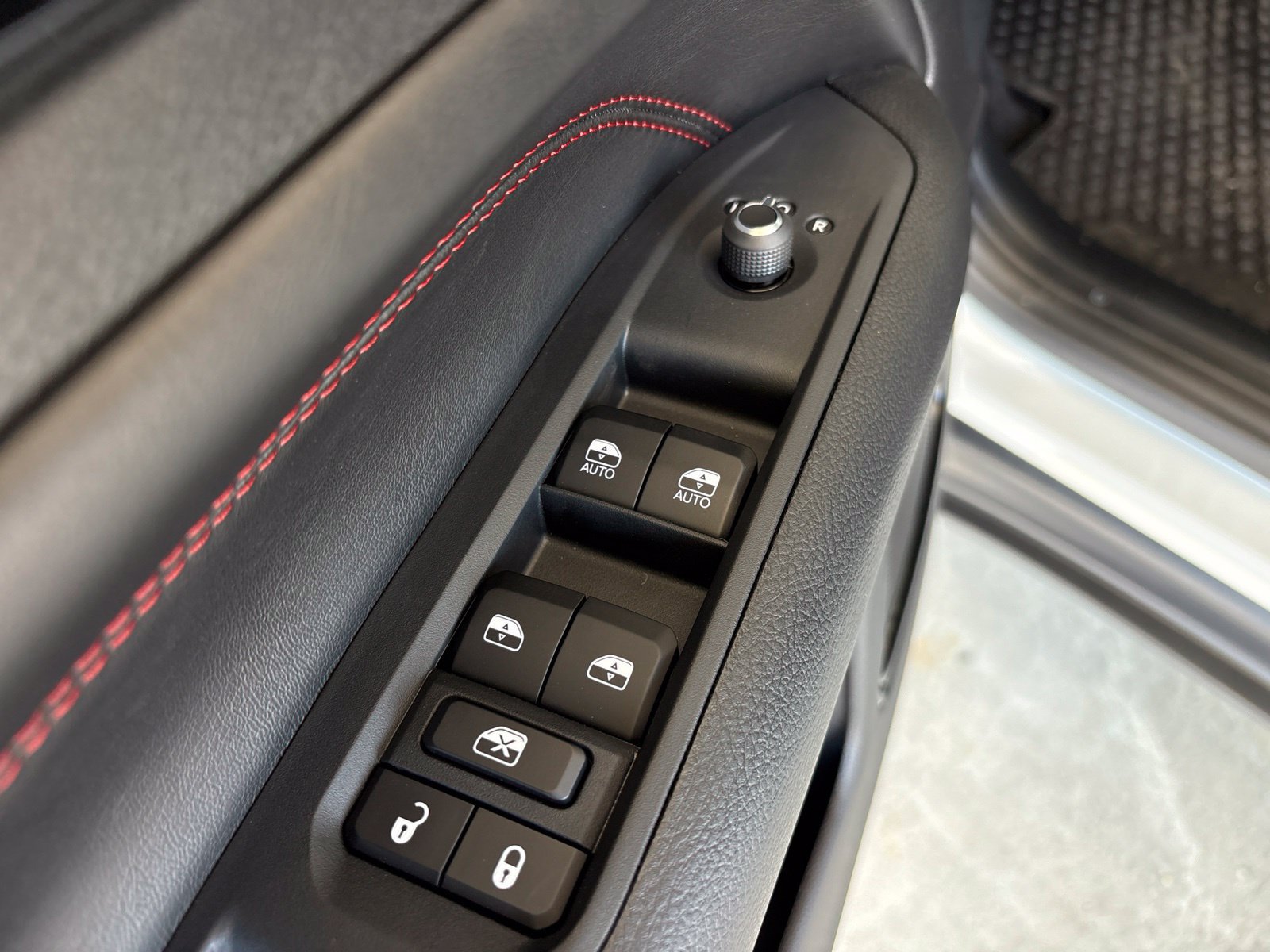 New 2026 Jeep Compass Trailhawk AWD/4WD image 11