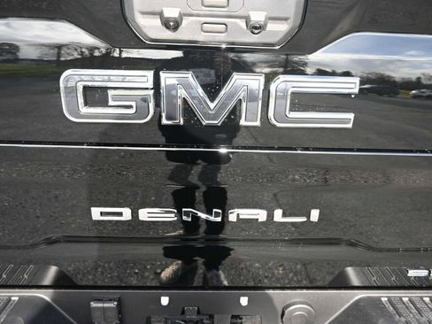 New 2026 GMC Sierra 2500 Denali Ultimate image 35