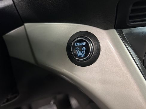 Used 2015 Ford C-MAX Energi SEL w/ Equipment Group 302A image 17