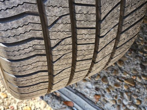 Used 2023 Toyota Camry SE image 11